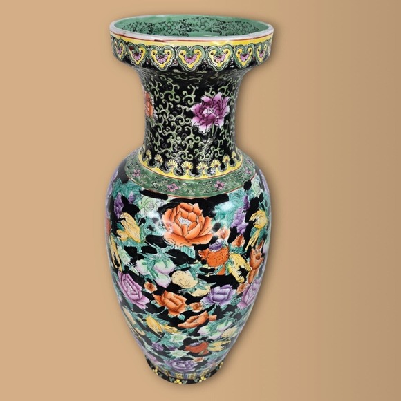 Big VTG Chinese Hand‎ painted Millefleur, Famille Flowers 24.5 In Porcelain Vase - Picture 4 of 14